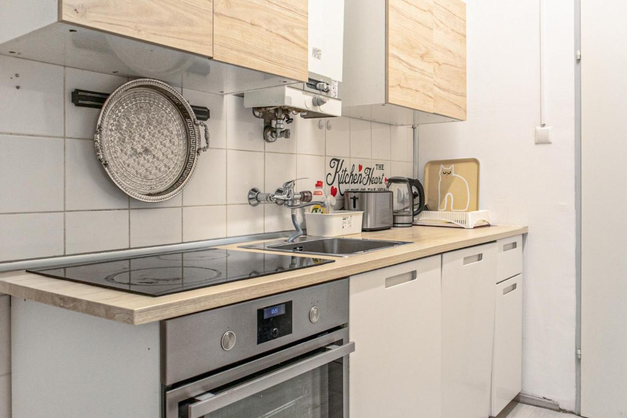 Joyful 2Br Shared Apt Near Millenium Tower & Danube River Bécs Kültér fotó