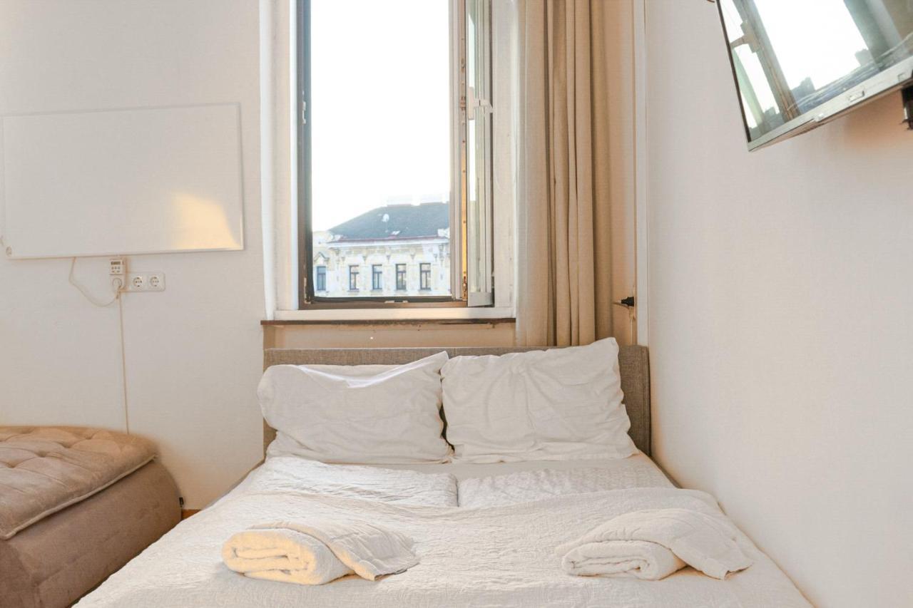 Joyful 2Br Shared Apt Near Millenium Tower & Danube River Bécs Kültér fotó