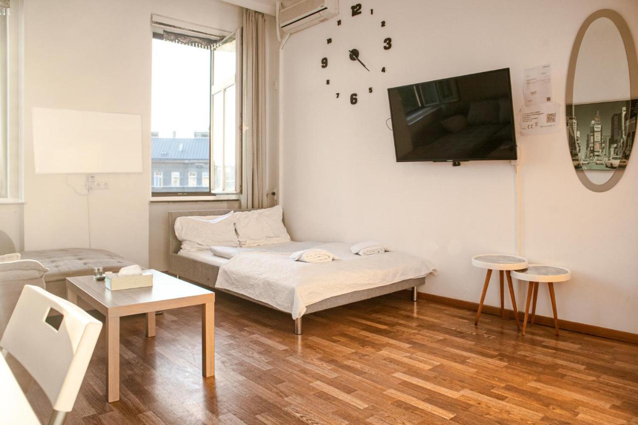 Joyful 2Br Shared Apt Near Millenium Tower & Danube River Bécs Kültér fotó