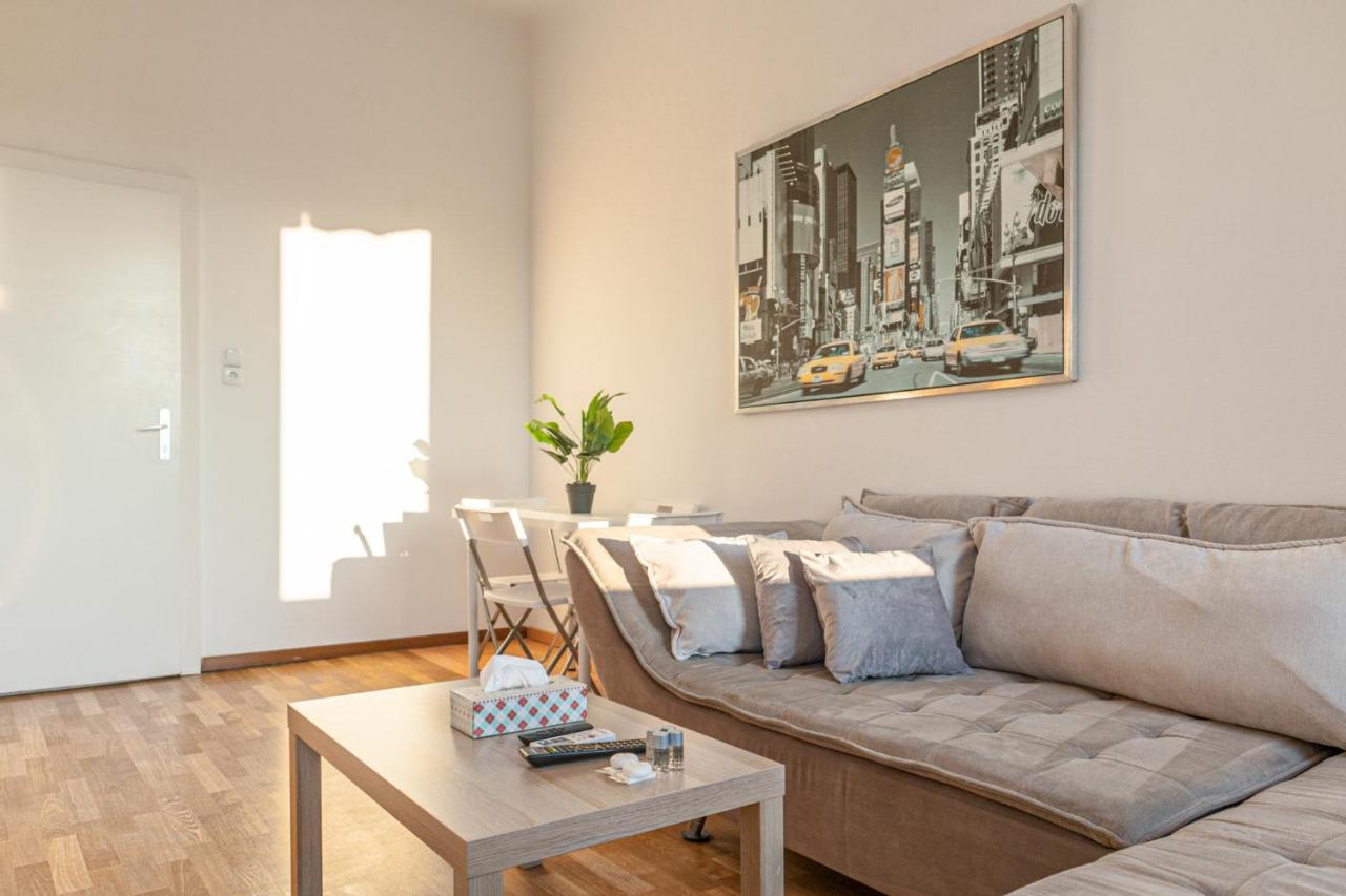 Joyful 2Br Shared Apt Near Millenium Tower & Danube River Bécs Kültér fotó
