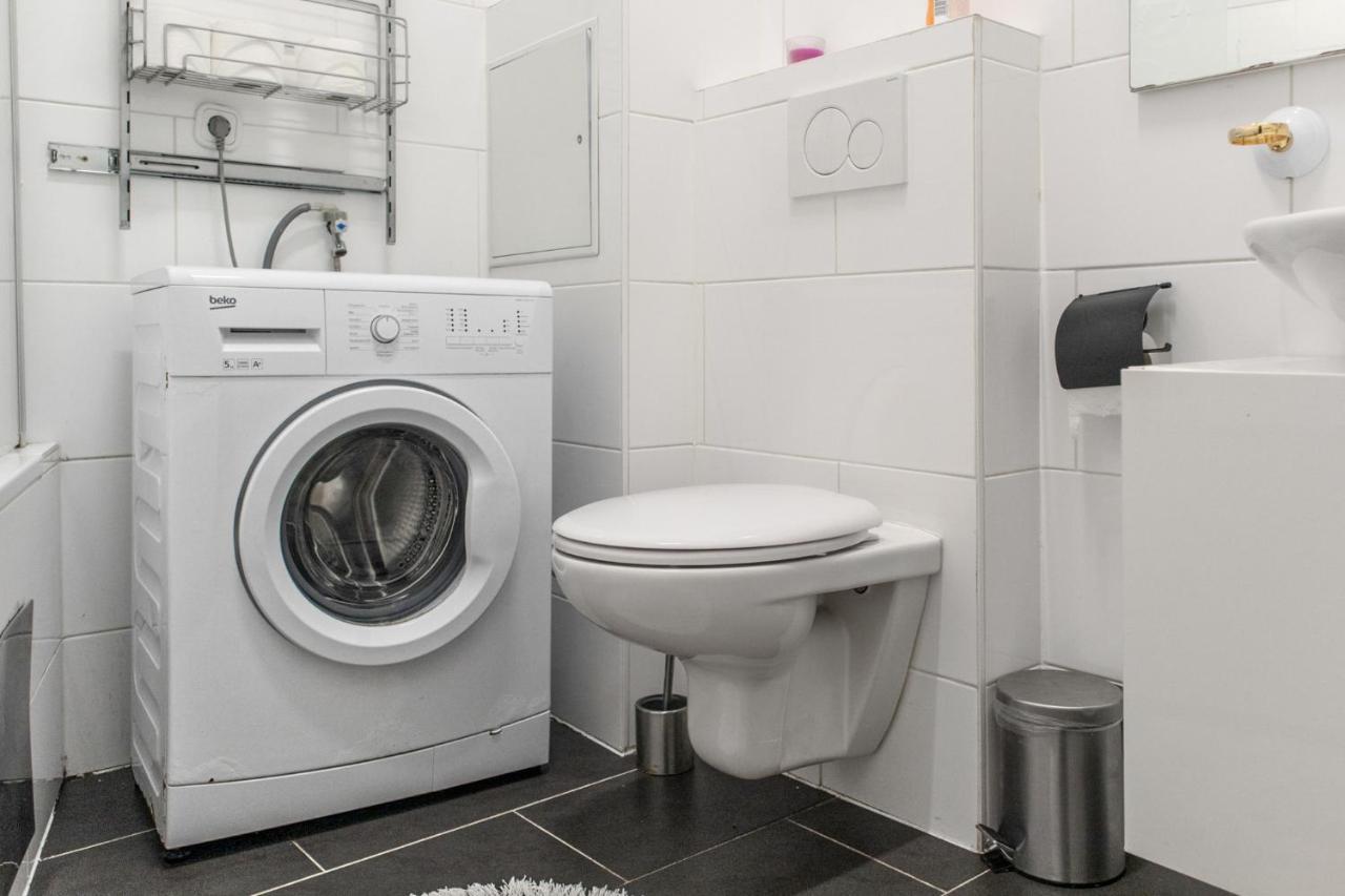 Joyful 2Br Shared Apt Near Millenium Tower & Danube River Bécs Kültér fotó