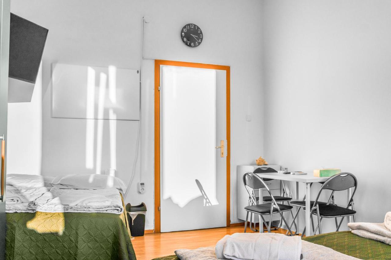 Joyful 2Br Shared Apt Near Millenium Tower & Danube River Bécs Kültér fotó